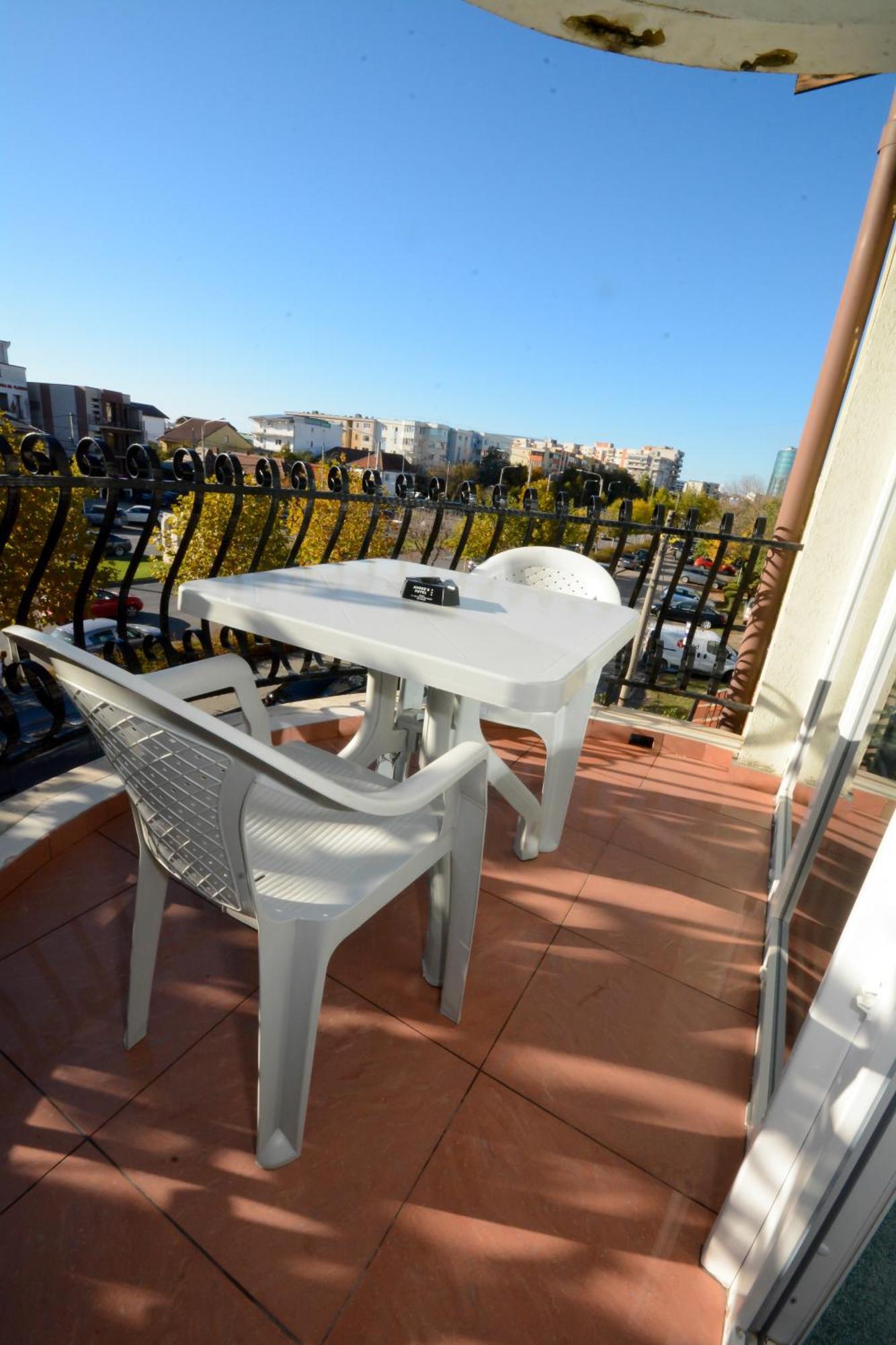 Hotel Andre'S Craiova Dış mekan fotoğraf