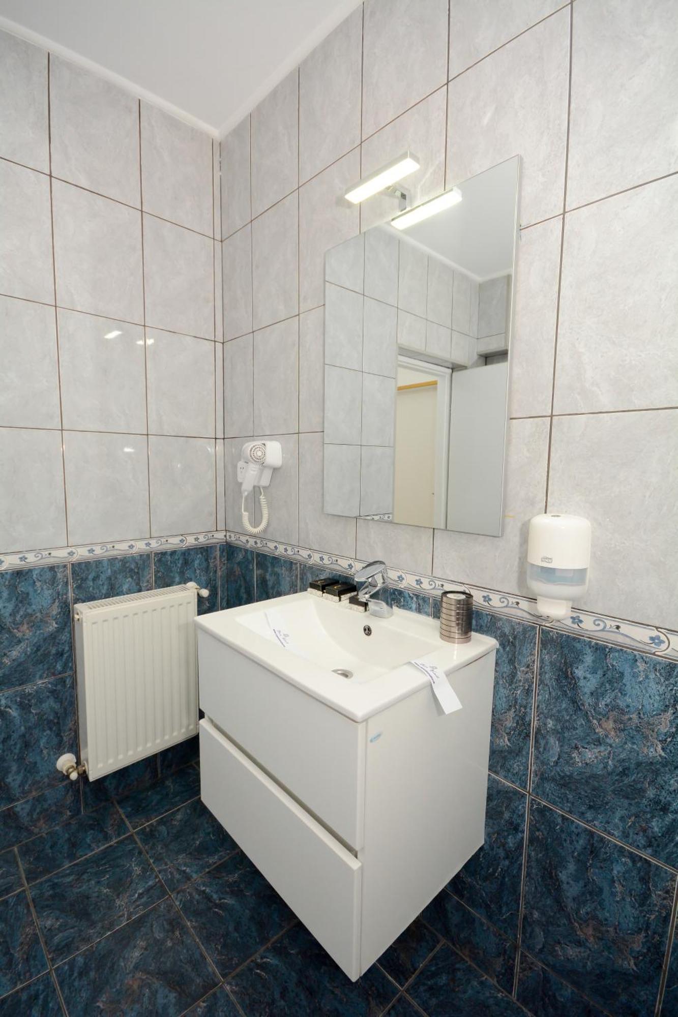 Hotel Andre'S Craiova Dış mekan fotoğraf