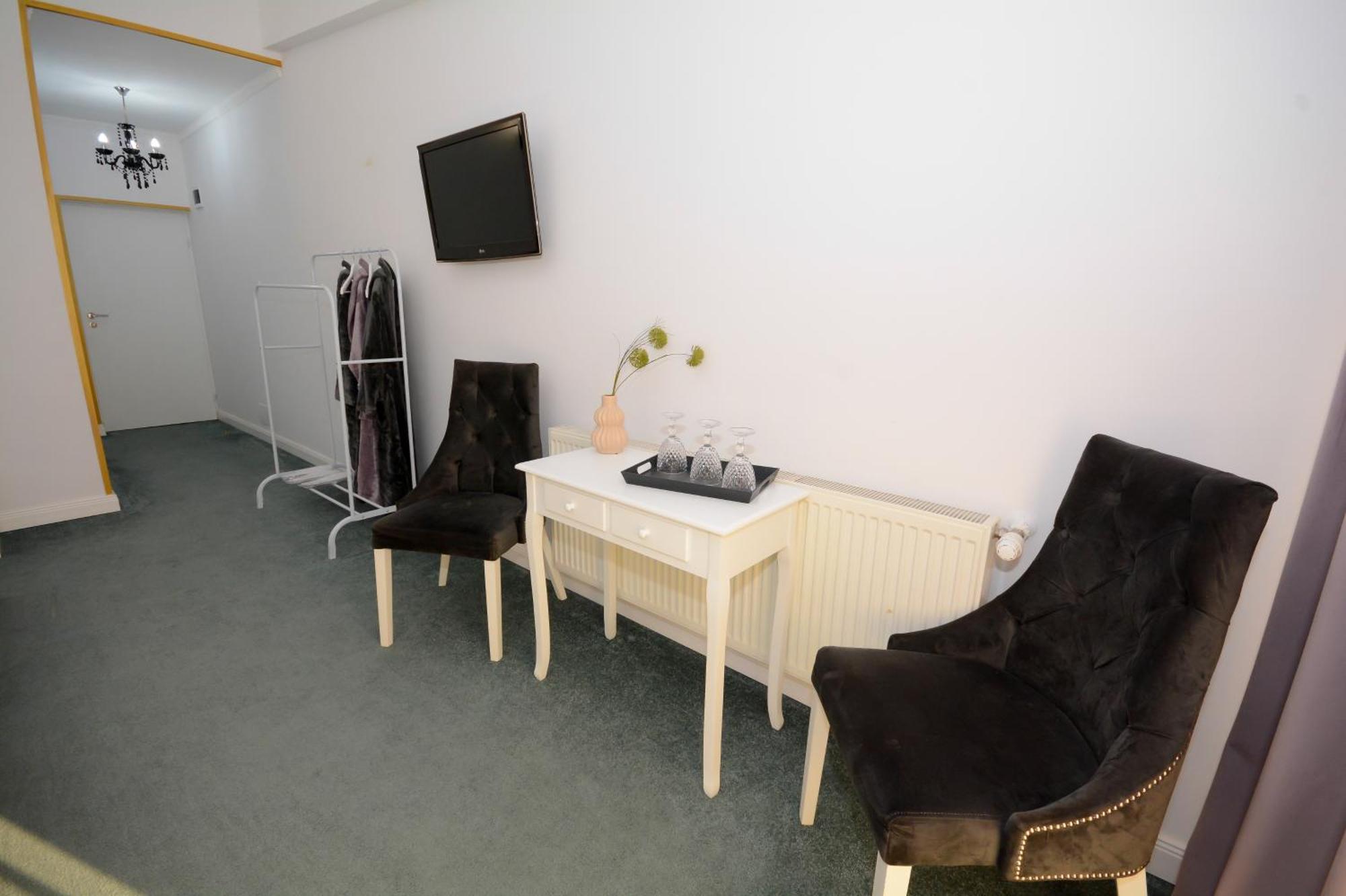 Hotel Andre'S Craiova Dış mekan fotoğraf